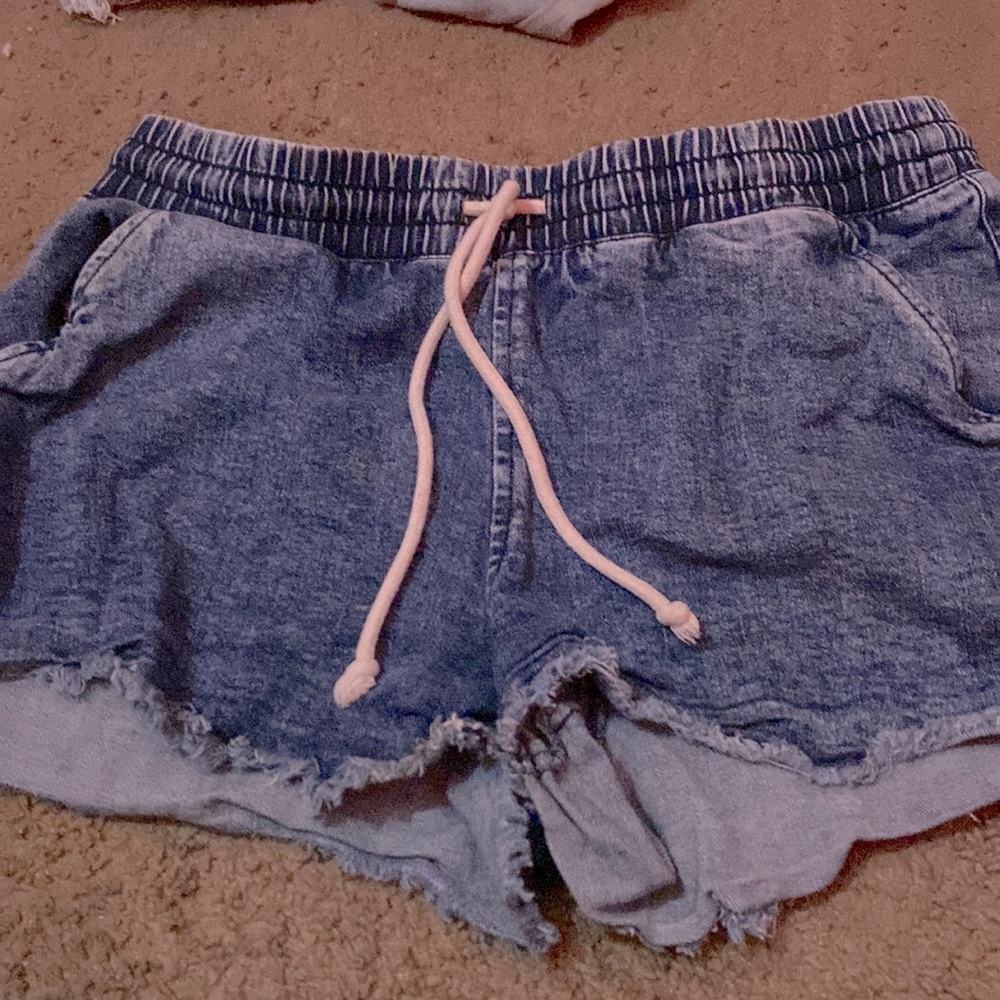 High waisted shorts, No boundaries
